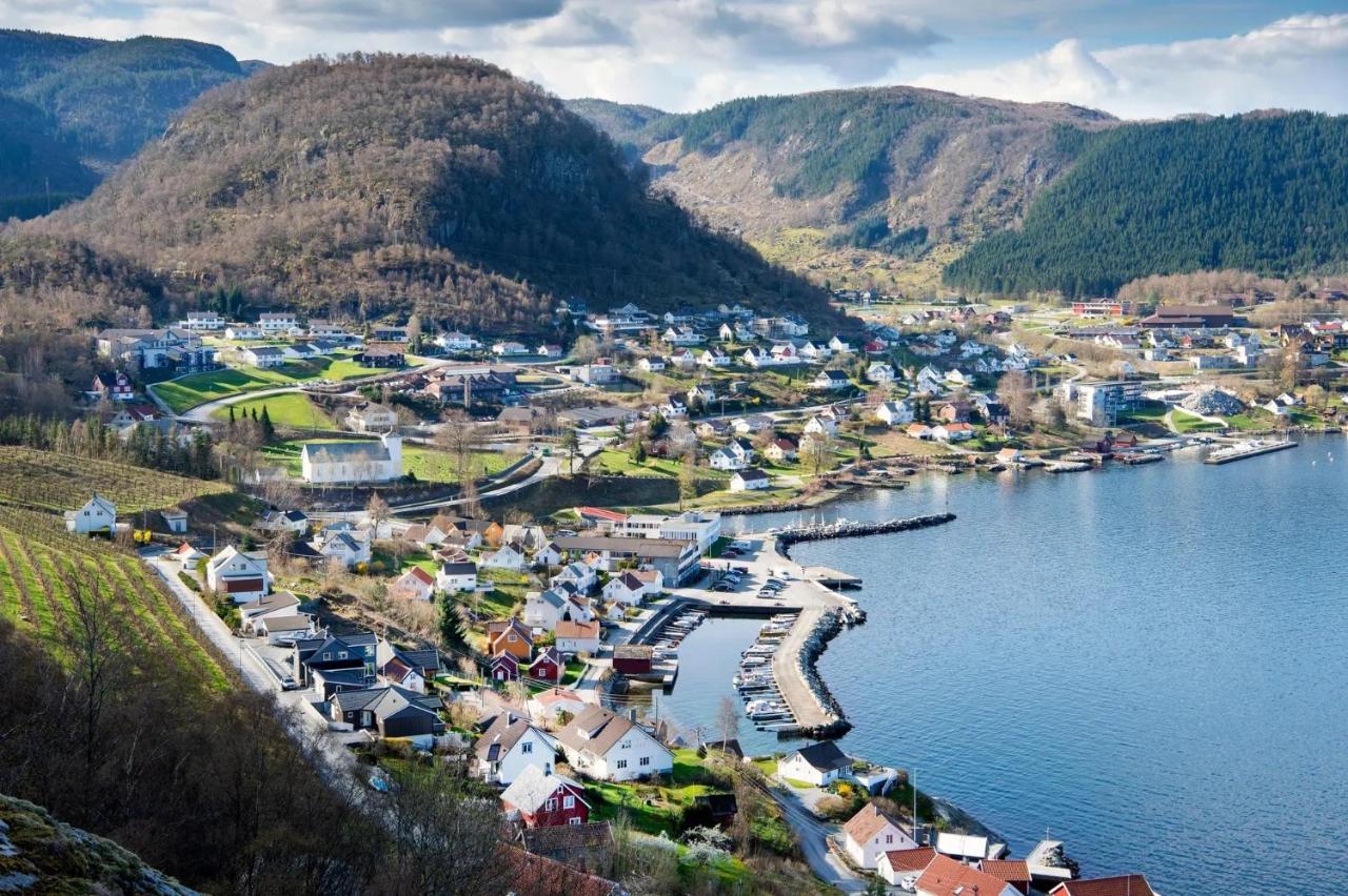 Puntsnes Apartmen Hjelmeland エクステリア 写真